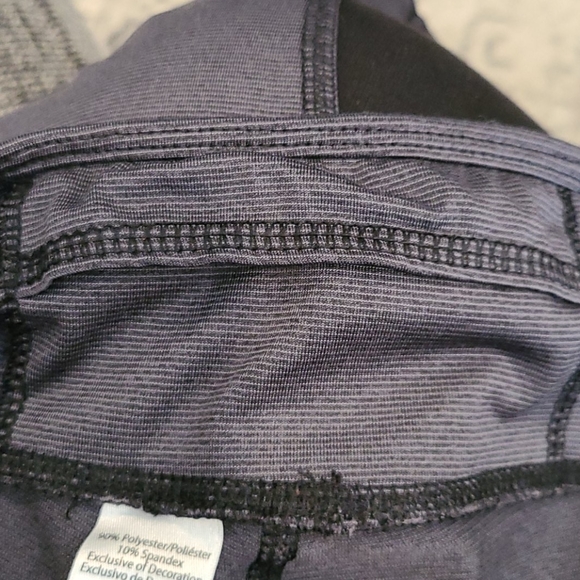 50% off Danskin now fitted capris - Picture 4 of 8